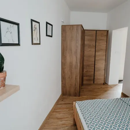 Apartman Ve Dvore Straznice Exterior photo