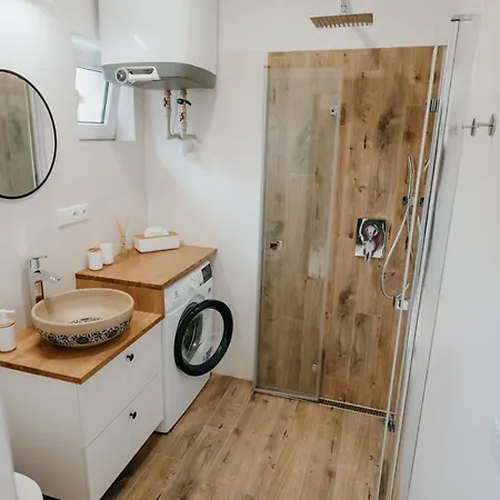 Apartman Ve Dvore Straznice Exterior photo